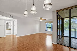 2541 N Carambola Cir N, Coconut Creek, FL 33066 - Photo 9