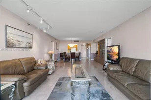 20515 E Country Club Dr, Aventura, FL 33180 - Photo 17