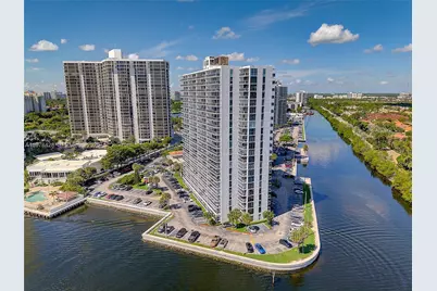 20515 E Country Club Dr #849, Aventura, FL 33180 - Photo 45