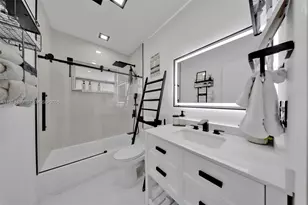 9305 SW 178th Terrace, Palmetto Bay, FL 33157 - Photo 11