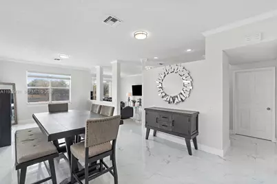 9838 NW 1st Mnr, Coral Springs, FL 33071 - Photo 7