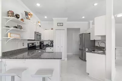 9838 NW 1st Mnr, Coral Springs, FL 33071 - Photo 15