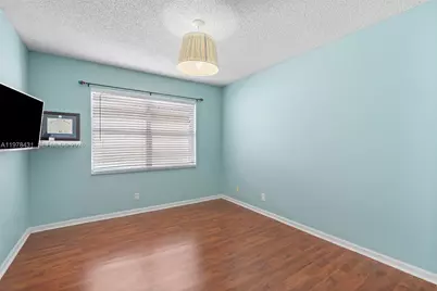 9838 NW 1st Mnr, Coral Springs, FL 33071 - Photo 27