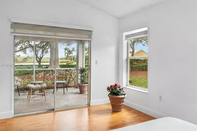 2020 SE 5th Pl #2020, Homestead, FL 33033 - Photo 7