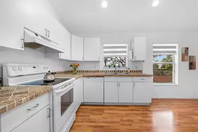 2020 SE 5th Pl #2020, Homestead, FL 33033 - Photo 11