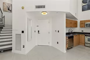 350 S Miami Ave, Miami, FL 33130 - Photo 11