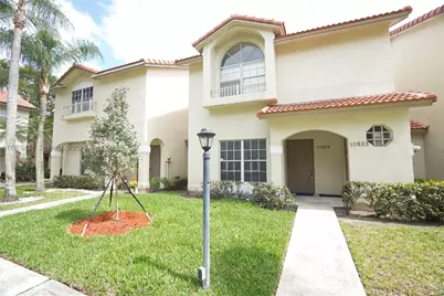 10829 NW 3rd Ct #B12L, Pembroke Pines, FL 33026 - Photo 5