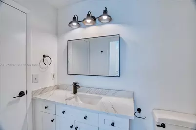 10829 NW 3rd Ct #B12L, Pembroke Pines, FL 33026 - Photo 23