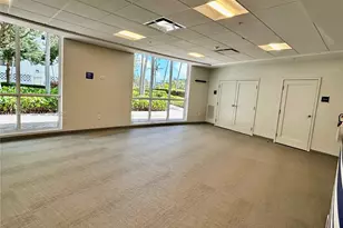 500 NE Three Islands Blvd, Hallandale Beach, FL 33009 - Photo 33