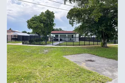 170 SW 63rd Ct, Miami, FL 33144 - Photo 27