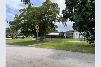 170 SW 63rd Ct, Miami, FL 33144 - Photo 5