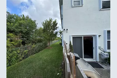 2604 SE 19th St, Homestead, FL 33035 - Photo 19