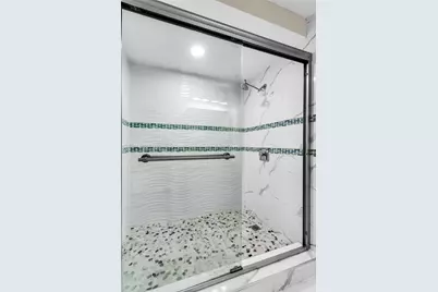 32 Wimbledon Lake Dr #221, Plantation, FL 33324 - Photo 25