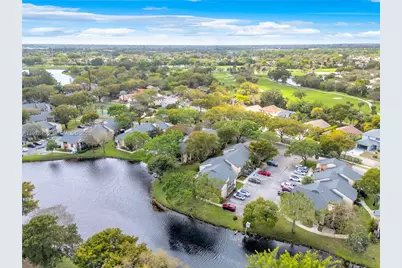 32 Wimbledon Lake Dr #221, Plantation, FL 33324 - Photo 41