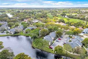 32 Wimbledon Lake Dr, Plantation, FL 33324 - Photo 41