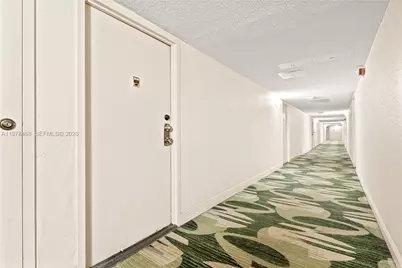 1000 Parkview Dr #115, Hallandale Beach, FL 33009 - Photo 15