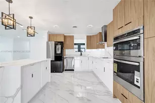 4861 NW 5th St, Plantation, FL 33317 - Photo 23