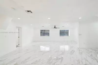 4861 NW 5th St, Plantation, FL 33317 - Photo 11