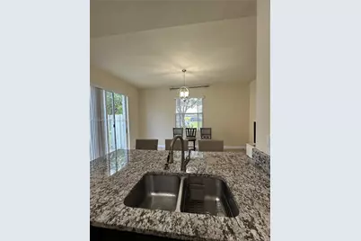 133 SE 28th Ter #8, Homestead, FL 33033 - Photo 17