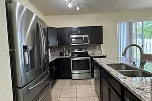 133 SE 28th Ter, Homestead, FL 33033 - Photo 15