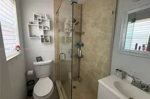 18501 NW 30th Ave, Miami Gardens, FL 33056 - Photo 11