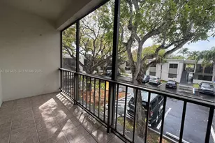 7949 SW 104th St, Kendall, FL 33156 - Photo 15