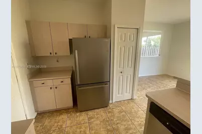 13849 SW 275th Ter, Homestead, FL 33032 - Photo 11