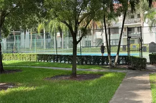 570 S Park Rd, Hollywood, FL 33021 - Photo 39