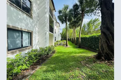 570 S Park Rd #13-6, Hollywood, FL 33021 - Photo 41