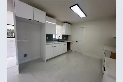 16560 SW 102nd Ct, Miami, FL 33157 - Photo 9