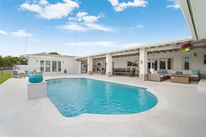 11012 SW 117th St, Miami, FL 33176 - Photo 17