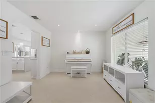 11012 SW 117th St, Miami, FL 33176 - Photo 37