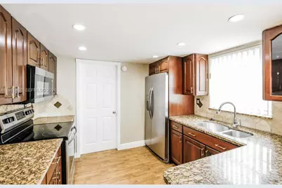 [Address not provided], Miami, FL 33182 - Photo 5