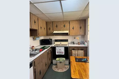 9180 SE Fontainebleau Blvd #302, Miami, FL 33172 - Photo 1