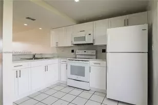 1279 W 51st Pl, Hialeah, FL 33012 - Photo 11