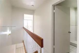 1279 W 51st Pl, Hialeah, FL 33012 - Photo 13