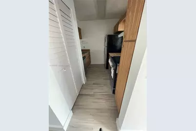 918 Twin Lakes Dr #8-M, Coral Springs, FL 33071 - Photo 9