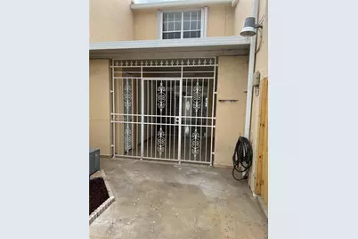 1165 W 38th Ter #35, Hialeah, FL 33012 - Photo 23