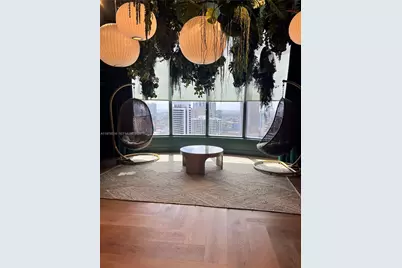 121 NE 5th St #3400, Miami, FL 33132 - Photo 15