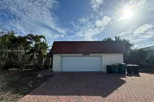 11 Capri Blvd, Naples, FL 34113 - Photo 7