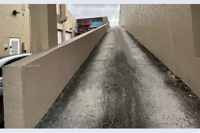 10200 NW 25th St #113, Doral, FL 33172 - Photo 19