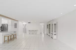 8105 SW 81st Ct, Miami, FL 33143 - Photo 3