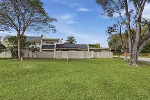 8105 SW 81st Ct, Miami, FL 33143 - Photo 7