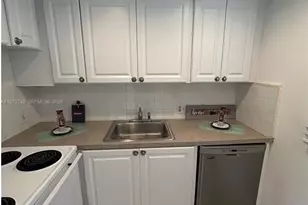 550 N Mansfield N, Boca Raton, FL 33434 - Photo 27