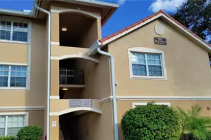 215 SW 117th Terrace, Pembroke Pines, FL 33025 - Photo 1