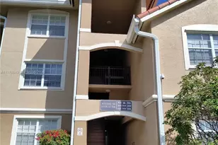 215 SW 117th Terrace, Pembroke Pines, FL 33025 - Photo 1