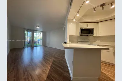 8323 Lake Dr #108, Doral, FL 33166 - Photo 3