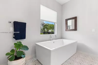 9369 Crestview Cir, Palm Beach Gardens, FL 33412 - Photo 25