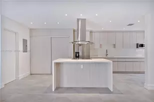 2616 N Carambola Cir N, Coconut Creek, FL 33066 - Photo 5