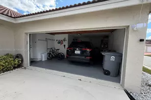 10285 Allegro Dr, Boca Raton, FL 33428 - Photo 7